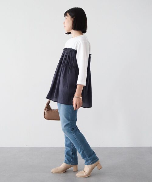 Green　Parks（グリーンパークス）の「GUMストレッチデニム　センター切替テーパードパンツ（デニムパンツ・レディース・インディゴブルー・M/L）」の4枚目の写真