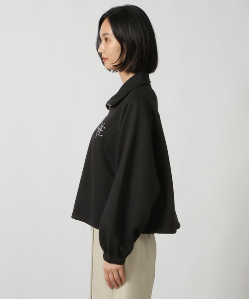 LAKOLE（ラコレ）の「刺繍ロゴハーフZIPプルオーバー / 151737