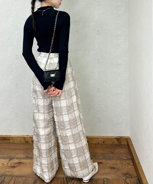 Per sist ence（パーシエンス）の「ハイネックリブニットトップス（ニット/セーター・レディース・ベージュ/ホワイト/レッド/ブラック/グレー・FREE）」の20枚目の写真