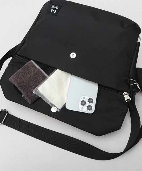 ami ブラック ショルダーバッグ AMI PARIS(アミパリス) / ショルダーバッグ/レザー/BLK | 中古品