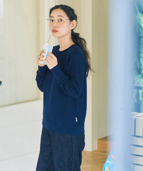 and myera（アンド マイラ）の「ａｎｄ　ｍｙｅｒａ　素敵なトレーナー（スウェット・レディース・ブラウン/ネイビー/ブラック・L/M/S）」の5枚目の写真