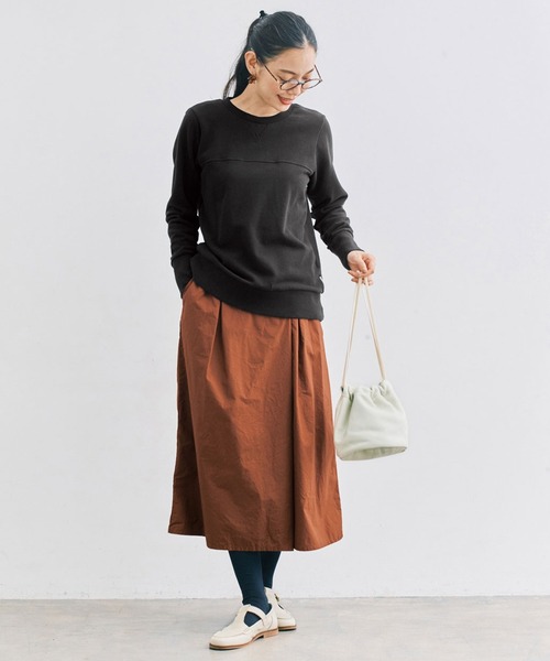 and myera（アンド マイラ）の「ａｎｄ　ｍｙｅｒａ　素敵なトレーナー（スウェット・レディース・ブラウン/ネイビー/ブラック・L/M/S）」の14枚目の写真
