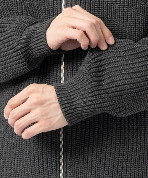 BATONER（バトナー）の「【BATONER/バトナー】SIGNATURE DRIVERS KNIT（ニット/セーター・メンズ・ダークグレー/ブラック・1/2）」の17枚目の写真