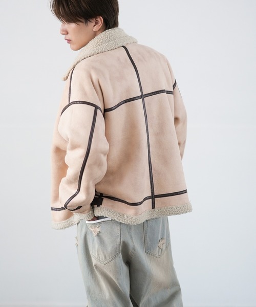SIDEWAY STANCE(サイドウェイスタンス)の「【SIDEWAY STANCE】フェイクムートン B-3 ジャケット(ムートンコート・メンズ・キナリ/ブラック系/ブラウン/ブラック・MEDIUM/LARGE/X-LARGE/SMALL)」の21枚目の写真