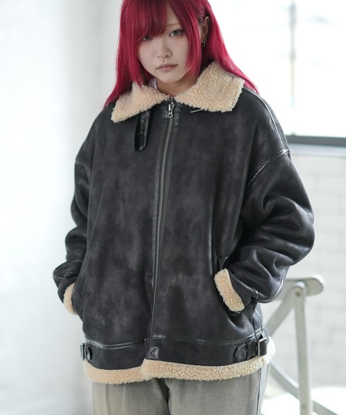 SIDEWAY STANCE(サイドウェイスタンス)の「【SIDEWAY STANCE】フェイクムートン B-3 ジャケット(ムートンコート・メンズ・キナリ/ブラック系/ブラウン/ブラック・MEDIUM/LARGE/X-LARGE/SMALL)」の5枚目の写真