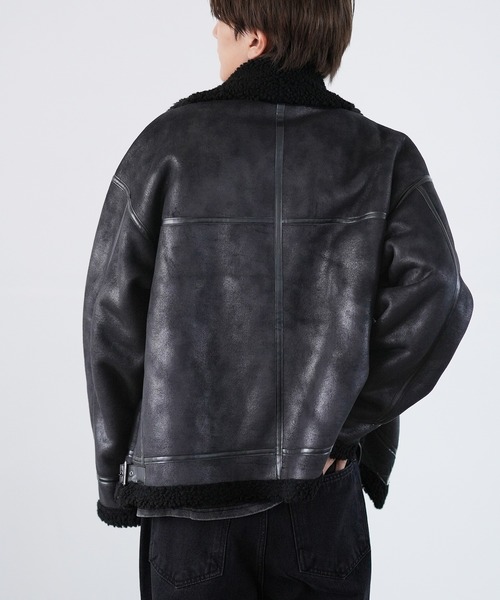 SIDEWAY STANCE(サイドウェイスタンス)の「【SIDEWAY STANCE】フェイクムートン B-3 ジャケット(ムートンコート・メンズ・キナリ/ブラック系/ブラウン/ブラック・MEDIUM/LARGE/X-LARGE/SMALL)」の8枚目の写真