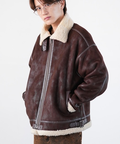 SIDEWAY STANCE(サイドウェイスタンス)の「【SIDEWAY STANCE】フェイクムートン B-3 ジャケット(ムートンコート・メンズ・キナリ/ブラック系/ブラウン/ブラック・MEDIUM/LARGE/X-LARGE/SMALL)」の14枚目の写真