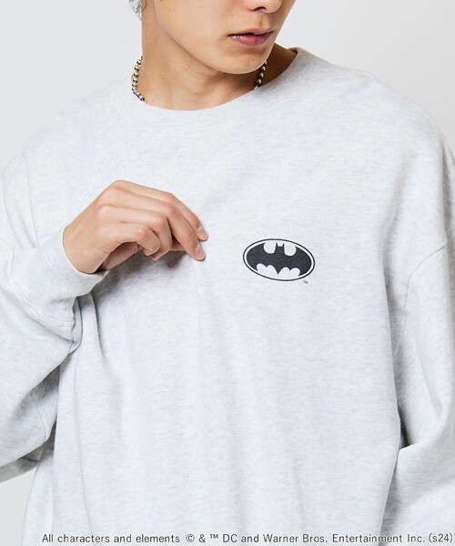 FREAK'S STORE（フリークスストア）の「SCREENSTARS/スクリーンスターズ バットマン BATMOBIILE SWEAT/プリント クルーネック スウェット（スウェット・メンズ・ライトグレー/チャコールグレー・LARGE/MEDIUM）」の15枚目の写真