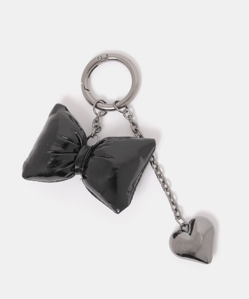 FOREVER 21(フォーエバー トゥエンティーワン)の「ぷっくりミニリボンチャーム(チャーム・レディース・ブラック/グレー・FREE)」の3枚目の写真