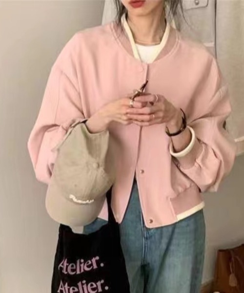 Per sist ence(パーシエンス)の「バイカラーショート丈スタジャン(ブルゾン・レディース・ベージュ/ピンク/ブラック・LARGE/X-LARGE/MEDIUM)」の3枚目の写真