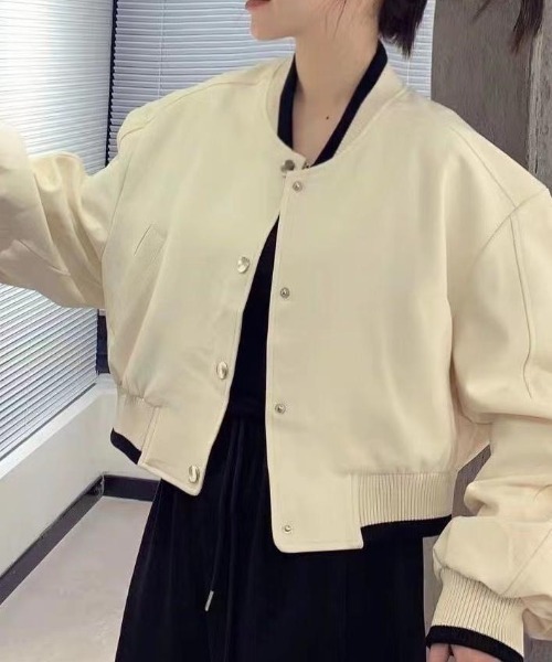 Per sist ence(パーシエンス)の「バイカラーショート丈スタジャン(ブルゾン・レディース・ベージュ/ピンク/ブラック・LARGE/X-LARGE/MEDIUM)」の16枚目の写真