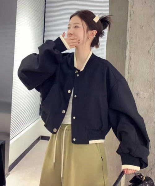 Per sist ence(パーシエンス)の「バイカラーショート丈スタジャン(ブルゾン・レディース・ベージュ/ピンク/ブラック・LARGE/X-LARGE/MEDIUM)」の12枚目の写真