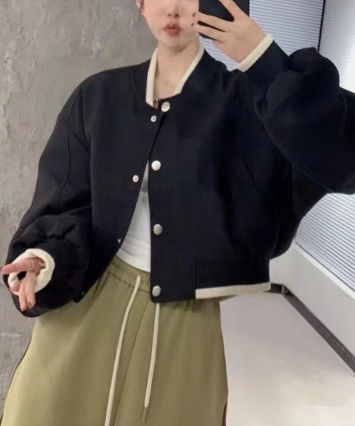 Per sist ence(パーシエンス)の「バイカラーショート丈スタジャン(ブルゾン・レディース・ベージュ/ピンク/ブラック・LARGE/X-LARGE/MEDIUM)」の13枚目の写真
