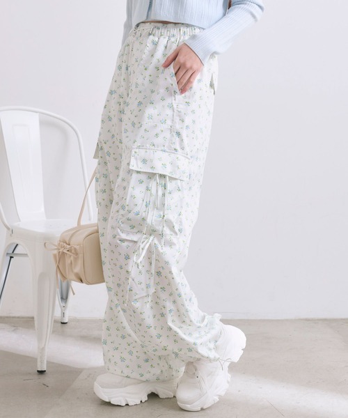 OLIVE des OLIVE(オリーブデオリーブ)の「ゆるたぽリボンカーゴパンツ(その他パンツ・レディース・オフホワイト/チャコールグレー/ピンク/その他/ネイビー・FREE)」の5枚目の写真