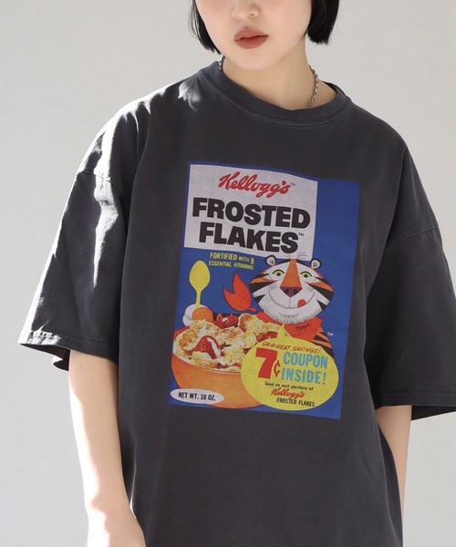 CORPUS SELECT(コーパストーキョー)の「ヴィンテージピグメント加工アソートデザイン 半袖Tシャツ(ユニバーサル・ワーナー・サンリオ)(Tシャツ/カットソー・メンズ・ブラック系その他/ブラック系その他2/ブラック系その他3/ブラック系/ブラック系1/ブラック系2/ブラック系3/ブラック系4/ブラック系6/ブラック系7/ブラック系8/ブラック系9/ブラック系5/ブラック系その他4/ブラック系その他6/ブラック系その他7/その他1/その他/ブラック系その他5・XL/L/M)」の16枚目の写真