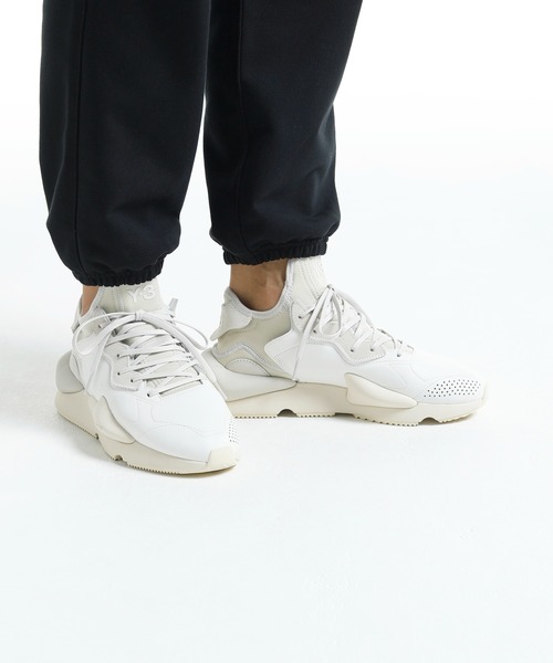 Y-3(ワイスリー)の「Y-3 KAIWA(スニーカー・メンズ・ホワイト・23.5cm/22.5cm/23.0cm/24.0cm/24.5cm/25.0cm/25.5cm/26.0cm/26.5cm/27.0cm/27.5cm/28.0cm/28.5cm/29.0cm)」の1枚目の写真