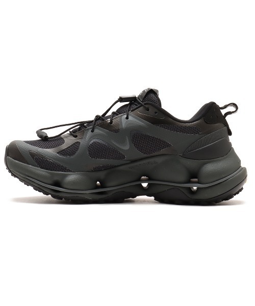 MERRELL（メレル）の「MERRELL SPEED ARC MATIS GTX / メレル スピードアークマティスゴアテックス（スニーカー・レディース・ブラック・24.0cm/24.5cm/23.0cm/23.5cm/25.0cm）」の5枚目の写真