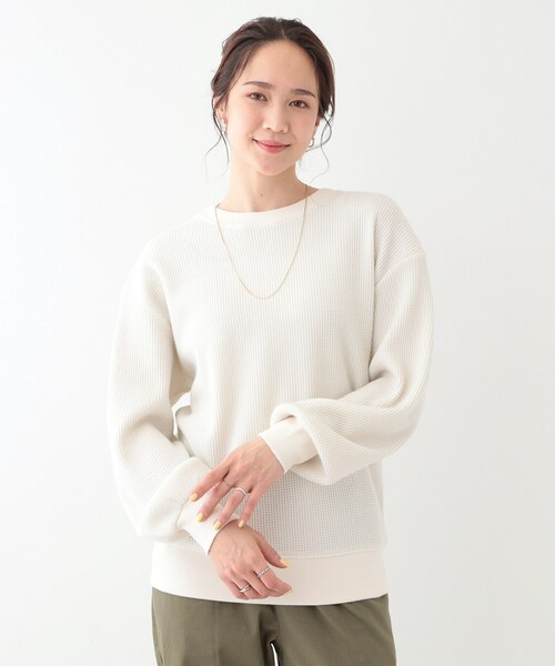 SHOO・LA・RUE(シューラルー)の「【洗える/S-LL/前後2WAY】きらっと光るラメが目を惹く ワッフルトップス(Tシャツ/カットソー・レディース・ライトグレー/オフホワイト/イエロー系その他・01/02/03/04)」の4枚目の写真