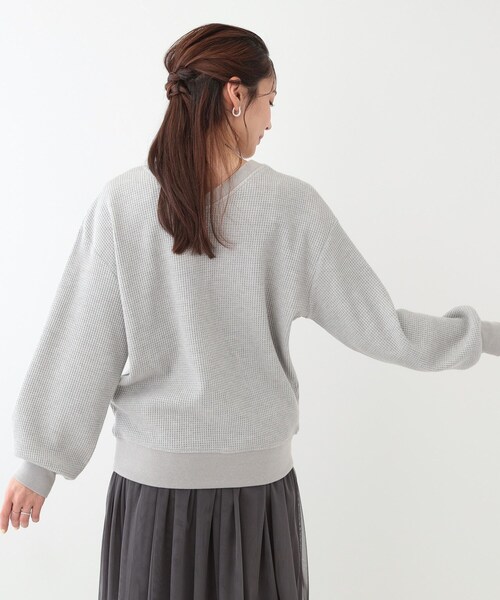 SHOO・LA・RUE(シューラルー)の「【洗える/S-LL/前後2WAY】きらっと光るラメが目を惹く ワッフルトップス(Tシャツ/カットソー・レディース・ライトグレー/オフホワイト/イエロー系その他・01/02/03/04)」の12枚目の写真