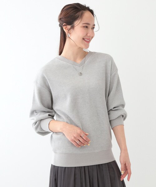 SHOO・LA・RUE(シューラルー)の「【洗える/S-LL/前後2WAY】きらっと光るラメが目を惹く ワッフルトップス(Tシャツ/カットソー・レディース・ライトグレー/オフホワイト/イエロー系その他・01/02/03/04)」の13枚目の写真
