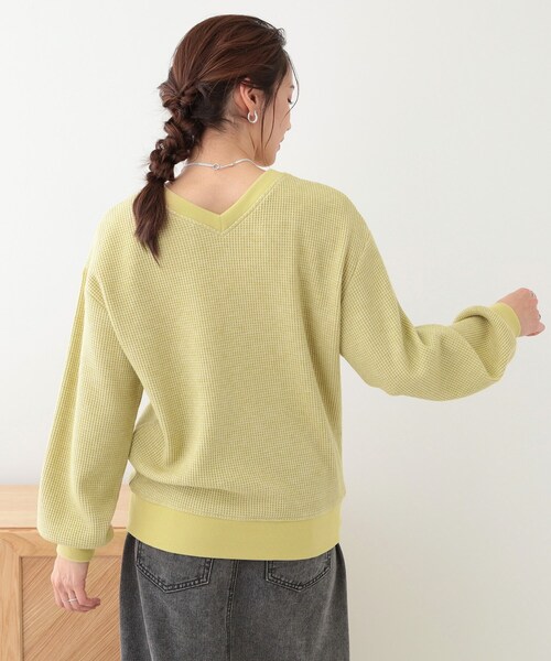 SHOO・LA・RUE(シューラルー)の「【洗える/S-LL/前後2WAY】きらっと光るラメが目を惹く ワッフルトップス(Tシャツ/カットソー・レディース・ライトグレー/オフホワイト/イエロー系その他・01/02/03/04)」の19枚目の写真