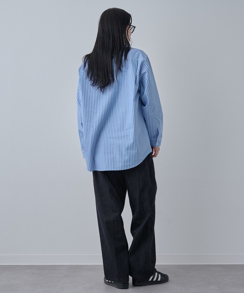 COLONY 2139（コロニートゥーワンスリーナイン）の「ジャガードストライプボタンダウンシャツ（シャツ/ブラウス・メンズ・サックスブルー/ネイビー/ホワイト・MEDIUM/LARGE）」の17枚目の写真