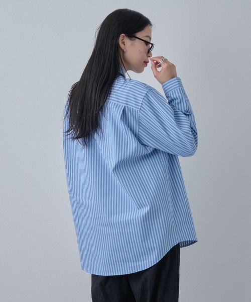 COLONY 2139（コロニートゥーワンスリーナイン）の「ジャガードストライプボタンダウンシャツ（シャツ/ブラウス・メンズ・サックスブルー/ネイビー/ホワイト・MEDIUM/LARGE）」の6枚目の写真