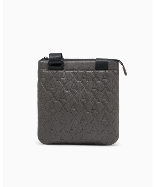 ARMANI EXCHANGE(アルマーニエクスチェンジ)の「【A|X アルマーニ エクスチェンジ】オールオーバーエンボスロゴ フラットショルダーバッグ(EC限定カラー含)(ショルダーバッグ・メンズ・ブラック/オレンジ/ホワイト/ブラウン・FREE)」の9枚目の写真