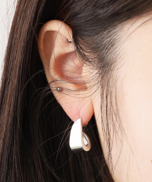 blatto(ブラット)の「blatto/ブラット デザイン ピアス 両耳用 bla-pierce-f001 U メンズ 秋物 秋服 2026年秋冬(ピアス(両耳用)・メンズ・グレー系その他/その他6/その他25/その他18/その他16/その他15/その他14/その他8/その他24/その他22/その他19/Z/Q/その他7/その他23/その他21/Silver/P/グレー系その他3/その他5/その他11/W/V/U/T/C/K/M/N/その他/その他17/その他26/その他28/その他29/B/G/I/R/Y/その他20/その他32/その他4/その他9/グレー系その他6/シルバー/A/H/J/O/その他13/その他31/その他33/グレー系その他7/シルバーグレー/E/F/S/その他2/その他3/その他34/その他35/その他1/グレー系その他2/グレー系その他5・FREE)」の14枚目の写真
