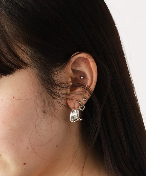 blatto(ブラット)の「blatto/ブラット デザイン ピアス 両耳用 bla-pierce-f001 U メンズ 秋物 秋服 2026年秋冬(ピアス(両耳用)・メンズ・グレー系その他/その他6/その他25/その他18/その他16/その他15/その他14/その他8/その他24/その他22/その他19/Z/Q/その他7/その他23/その他21/Silver/P/グレー系その他3/その他5/その他11/W/V/U/T/C/K/M/N/その他/その他17/その他26/その他28/その他29/B/G/I/R/Y/その他20/その他32/その他4/その他9/グレー系その他6/シルバー/A/H/J/O/その他13/その他31/その他33/グレー系その他7/シルバーグレー/E/F/S/その他2/その他3/その他34/その他35/その他1/グレー系その他2/グレー系その他5・FREE)」の1枚目の写真