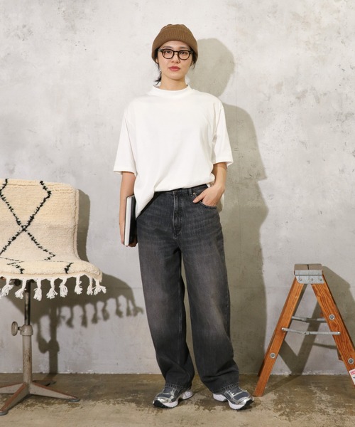 GUNG HO（ガンホー）の「GUNG HO / ガンホー DENIM TAPARED PANTS デニム テーパードパンツ ユーズド加工 ケミカルウォッシュ（デニムパンツ・メンズ・ブラック系その他/ブルー/ブラック/ライトブルー・SMALL/MEDIUM/LARGE/X-LARGE/X-SMALL）」の6枚目の写真