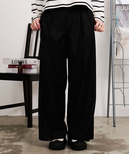 CavariA(キャバリア)の「インタックワイドパンツ(その他パンツ・レディース・チャコールグレー/ブラック/ネイビー/ブラウン・マルチサイズ)」の2枚目の写真