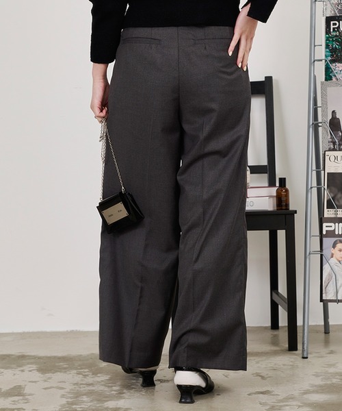 CavariA(キャバリア)の「インタックワイドパンツ(その他パンツ・レディース・チャコールグレー/ブラック/ネイビー/ブラウン・マルチサイズ)」の6枚目の写真