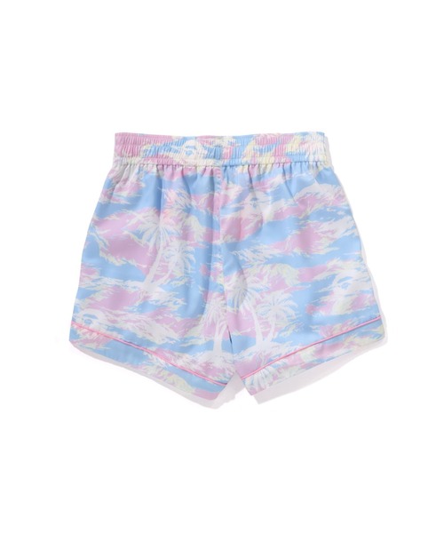 A BATHING APE（アベイシングエイプ）の「PALM TREE CAMO SHORTS（その他パンツ・レディース・マルチ・SMALL/MEDIUM）」の2枚目の写真