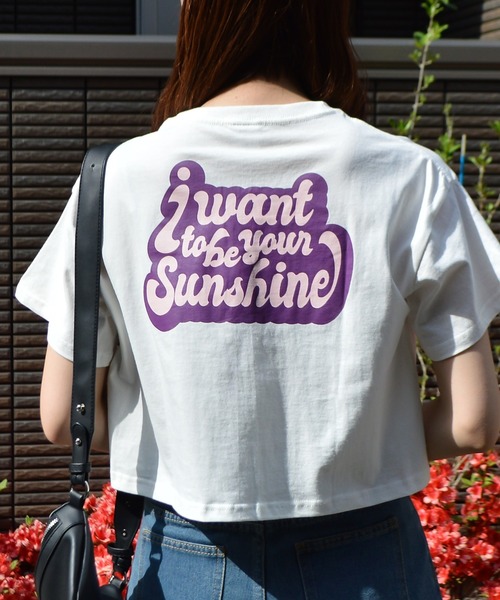 spiritoso(スピリトーゾ)の「【spiritoso】SunshineポップカラーTシャツ(Tシャツ/カットソー・レディース・スミクロ/バイオレット/ホワイト/グレイッシュベージュ/カーキ・FREE)」の1枚目の写真