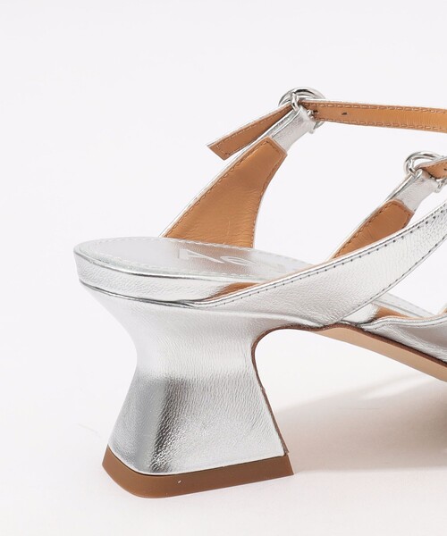 TOMORROWLAND （トゥモローランド）の「Aeyde EANNA ベルテッドサンダル（サンダル・レディース・シルバー・38/37/36）」の7枚目の写真