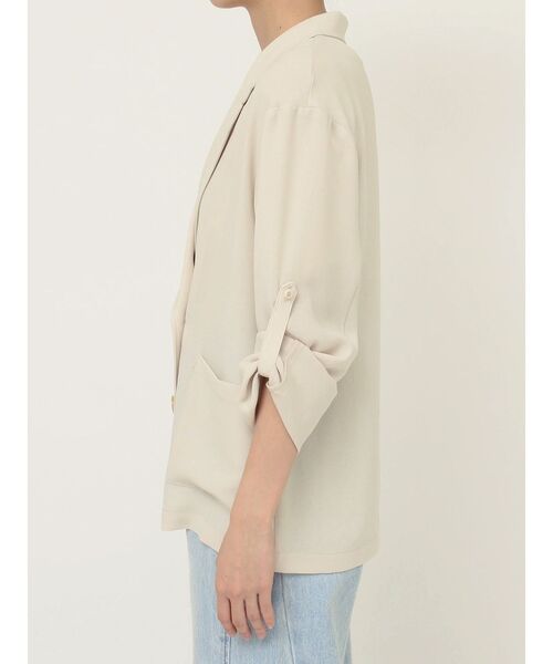 LAGUNAMOON（ラグナムーン）の「ロールアップジャケット（テーラードジャケット・レディース・ネイビー/ベージュ/ブラック・FREE/X-SMALL）」の4枚目の写真