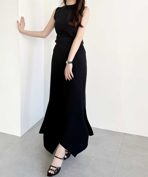 YOUING.(ユイン)の「シアー切替ニットトップス(ニット/セーター・レディース・ブラック・LARGE/MEDIUM)」の3枚目の写真
