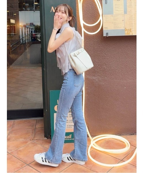 MERCURYDUO（マーキュリーデュオ）の「【追加生産】オーガンジー配色メローラッフルフリルブラウス（シャツ/ブラウス・レディース・オフホワイト/グレー/ベビーピンク・FREE）」の11枚目の写真