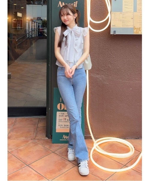 MERCURYDUO（マーキュリーデュオ）の「【追加生産】オーガンジー配色メローラッフルフリルブラウス（シャツ/ブラウス・レディース・オフホワイト/グレー/ベビーピンク・FREE）」の12枚目の写真