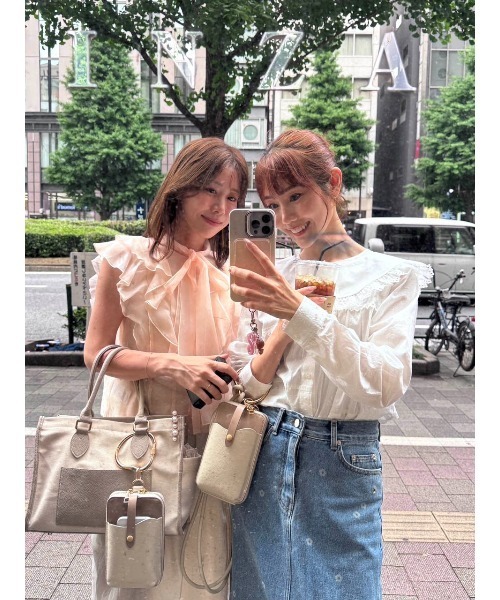 MERCURYDUO（マーキュリーデュオ）の「【追加生産】オーガンジー配色メローラッフルフリルブラウス（シャツ/ブラウス・レディース・オフホワイト/グレー/ベビーピンク・FREE）」の21枚目の写真