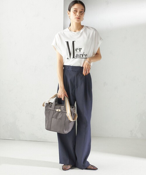 SHIPS（シップス）の「【WEB限定】パーテーション ライン テープ バッグ（ショルダーバッグ・レディース・ブラック/グレー/ベージュ/ネイビー・ONE SIZE）」の8枚目の写真