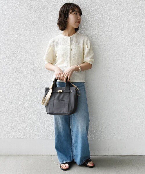 SHIPS（シップス）の「【WEB限定】パーテーション ライン テープ バッグ（ショルダーバッグ・レディース・ブラック/グレー/ベージュ/ネイビー・ONE SIZE）」の15枚目の写真