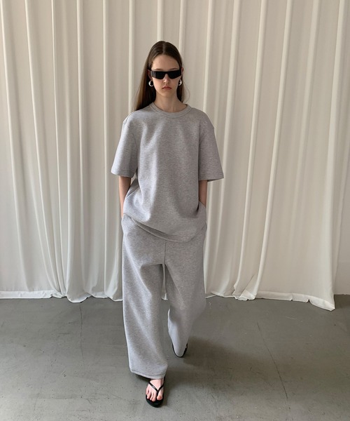 chuclla(チュクラ)の「【LONSLAN】バックリボン テクスチャー オーバーTシャツ CHLONW25s028(スウェット・レディース・ホワイト/グレー・M/S)」の16枚目の写真