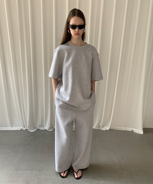 chuclla(チュクラ)の「【LONSLAN】バックリボン テクスチャー オーバーTシャツ CHLONW25s028(スウェット・レディース・ホワイト/グレー・M/S)」の18枚目の写真