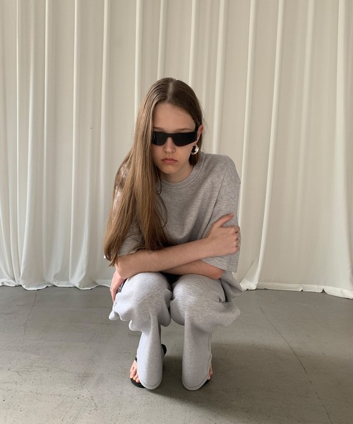 chuclla(チュクラ)の「【LONSLAN】バックリボン テクスチャー オーバーTシャツ CHLONW25s028(スウェット・レディース・ホワイト/グレー・M/S)」の20枚目の写真