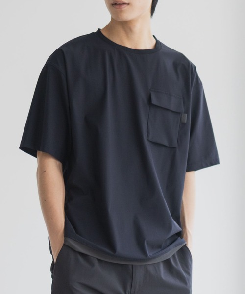 NAVY(ネイビー)の「NAVY 極冷Tシャツ【接触冷感 ドライ UVカット】(Tシャツ/カットソー・メンズ・ブラック/グレー/ネイビー・S/M/L/XL)」の3枚目の写真
