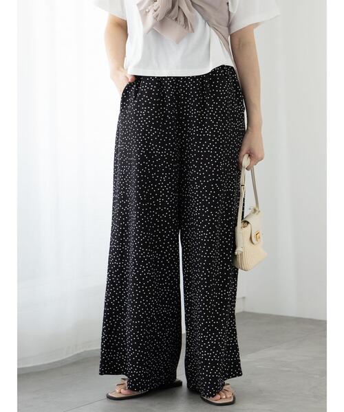 Te chichi TERRASSE（テチチテラス）の「【イージーケア】無地/ドットイージーパンツ（その他パンツ・レディース・ホワイト/ネイビー/パープル/ブラック・F）」の2枚目の写真