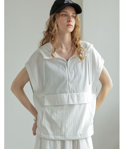 Re:EDIT（リエディ）の「[2025 SUMMER COLLECTION][RAIN SHIELD][撥水加工][セットアップ対応]フレンチスリーブアノラックパーカー（ベスト・レディース・ホワイト/ブラック/チャコールグレー/グレイッシュベージュ・MEDIUM/LARGE）」の12枚目の写真