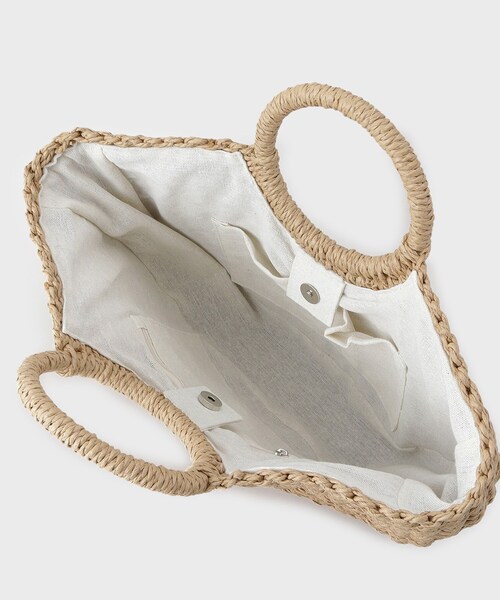 GALLEST（ギャレスト）の「ハーフムーンブレードバッグ（ハンドバッグ・レディース・ベージュ・00）」の6枚目の写真